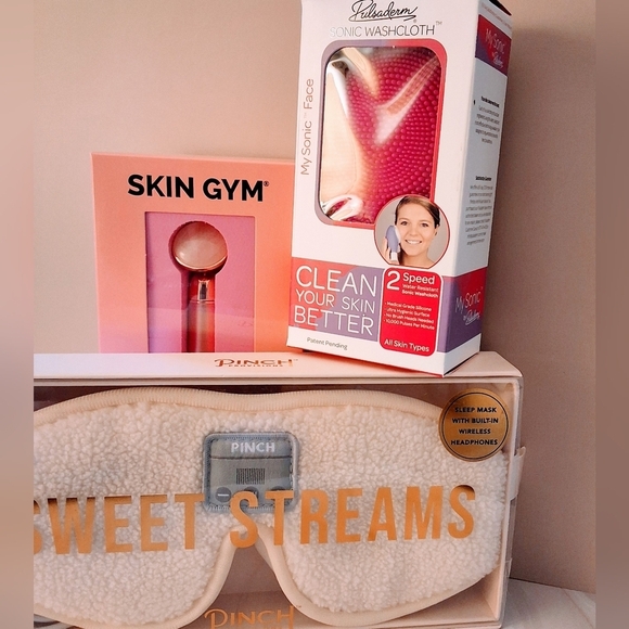 Skin Gym Self-Care Bundle – Relax, Rejuvenate, and Glow - Picture 3 of 10